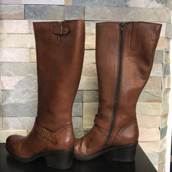 Clarks Maymie Stellar Knee High Boot (22) - Picture 3 of 13